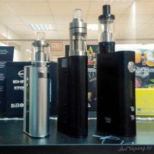 Слева направо: Eleaf iStick 50W, Eleaf iStick TC100W, Eleaf iStick 100W