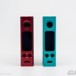 Передняя панель и кнопки eVic VTwo Mini (слева) и eVic VTC