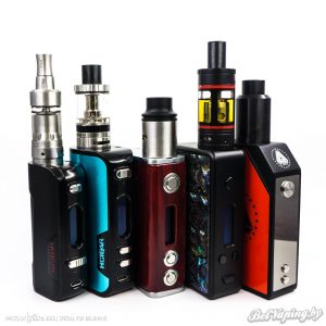 Сравнение боксмодов (слева направо): HCigar VT75 Nano, HCigar VT75, SMOK Treebox Plus 220W, HCigar R150, Limitless LMC 200W