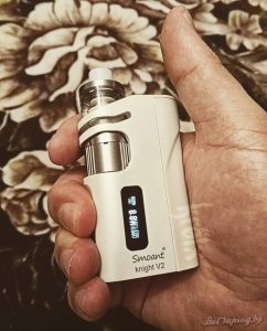 Smoant Knight V2 Mod в руке