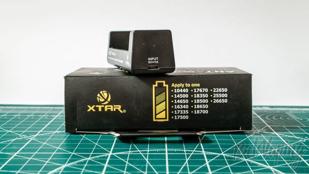 Обзор 4 компактых зарядных устройств Xtar Ant-MC1 Plus