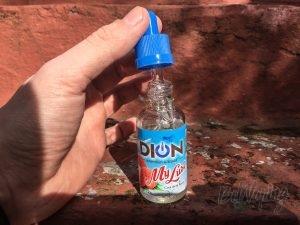 Баночка жидкости Dion