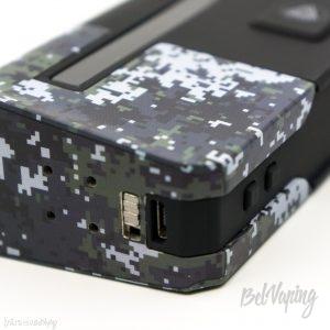 Защелка аккумуляторного отсека и порт micro USB боксмода Limitless Arms Race 200W