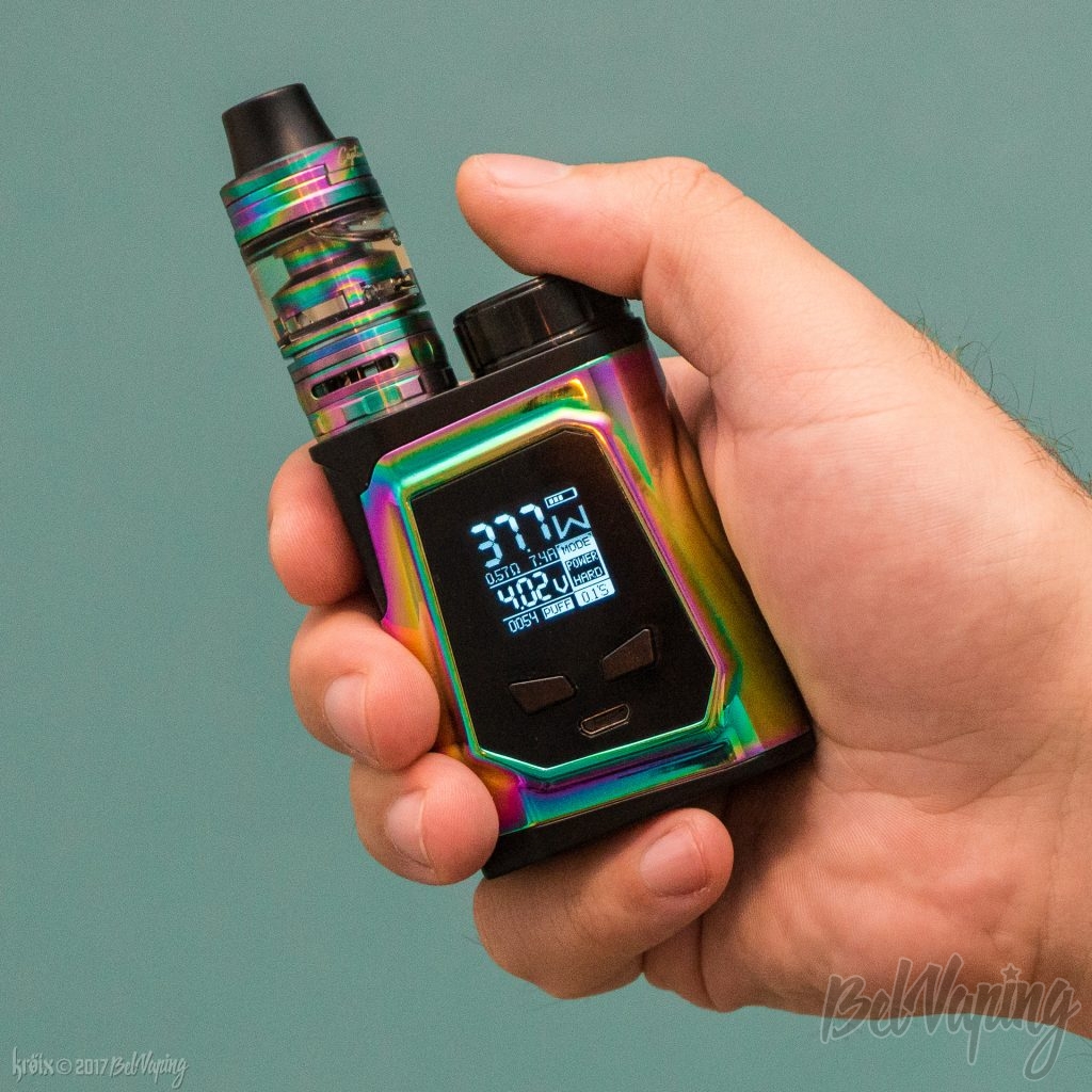 iJoy CAPO 100 Kit в руке