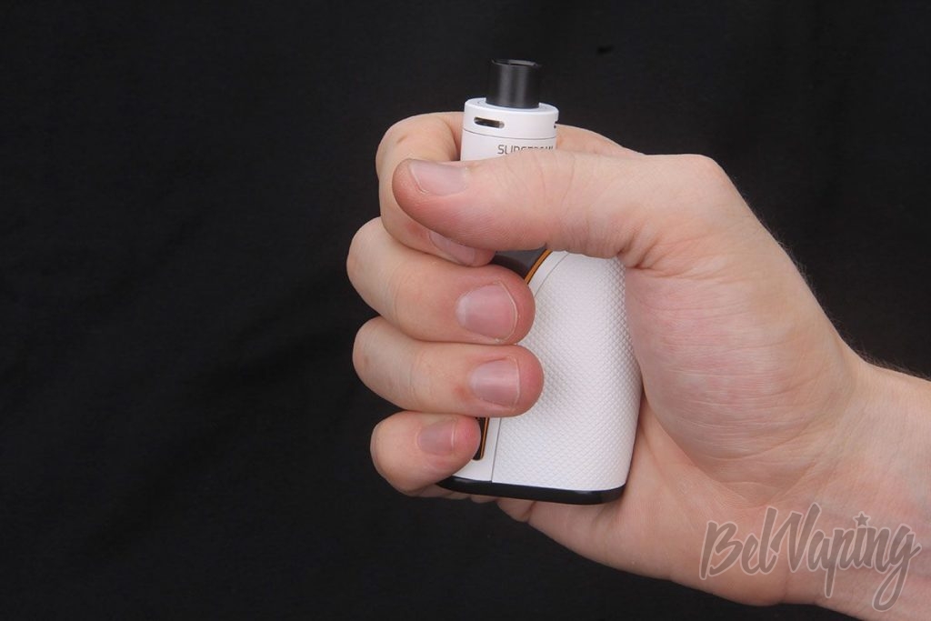 Внешний вид Innokin Kroma Starter Kit в руке