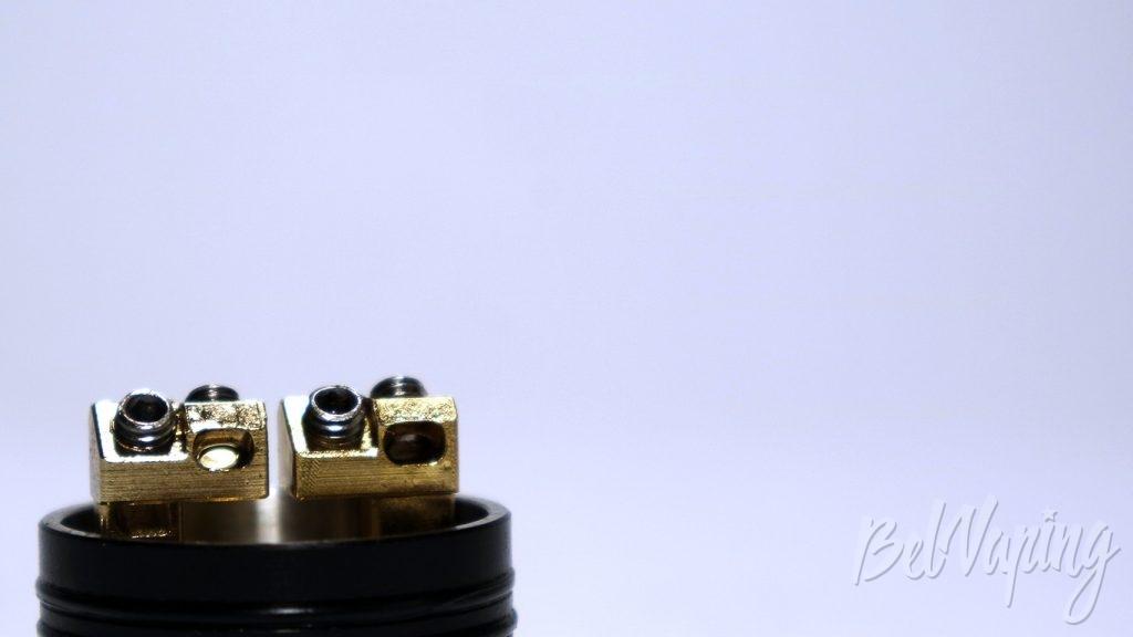 GEEK VAPE RADAR RDA - отверстия под намотку и винты крепления