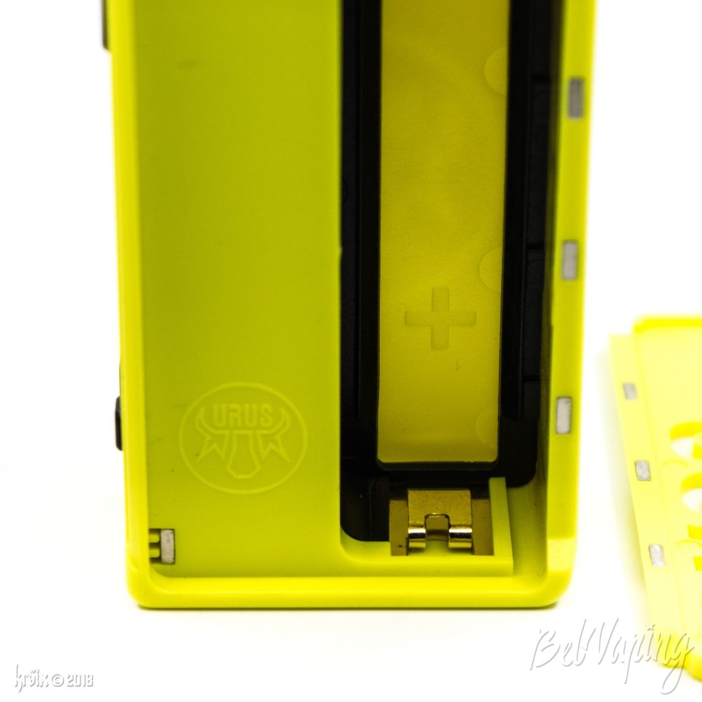 Аккумуляторный отсек боксмода Hugo Vapor URUS 100W
