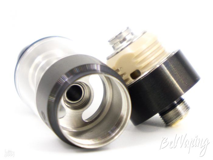 Отверстия заправки и подачи жидкости в Augvape Merlin Nano MTL RTA