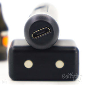 Разъем micro USB в батарейном блоке Beta Pod