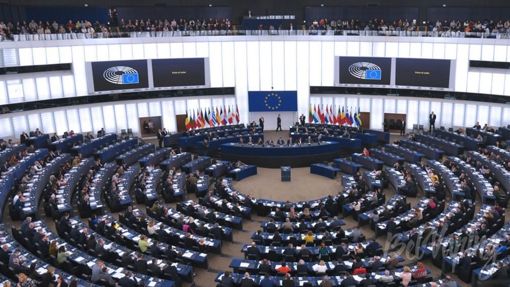 Обсуждение вейпинга в Европарламенте