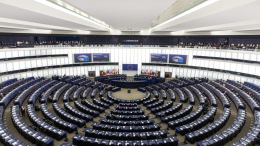 Парламент ЕС одобрит вейпинг как способ бросить курить