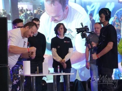 Vape Club Show Moscow 2022 пытки кулером