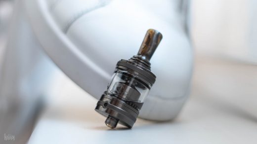 Обзор бака Dead Rabbit MTL RTA от Hellvape