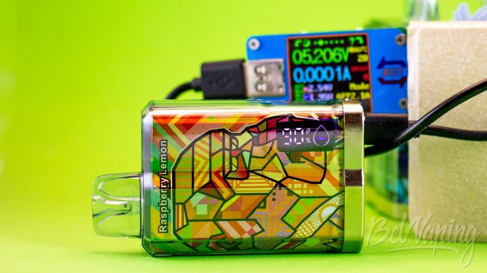 Обзор одноразок DRAGBAR B8500 - экран