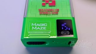 Экран одноразки OXBAR Magic Maze Pro 10000