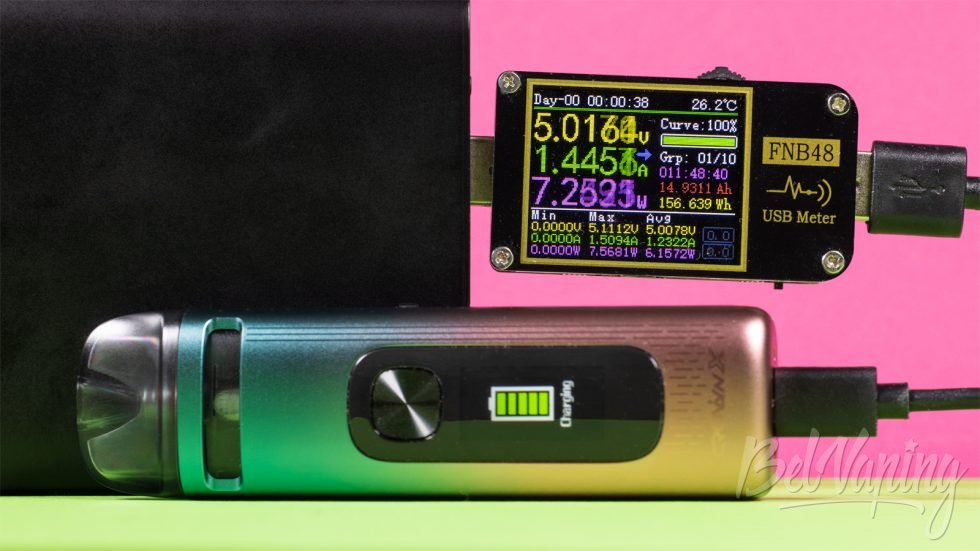 Обзор пода СROWN X от Uwell - процесс зарядки