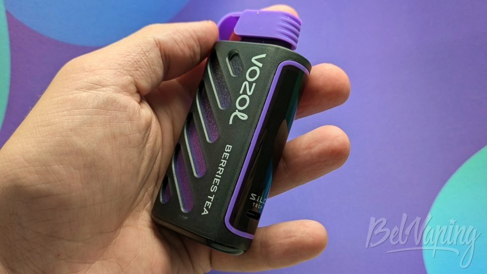 Внешний вид одноразки Vozol Gear Power в руке