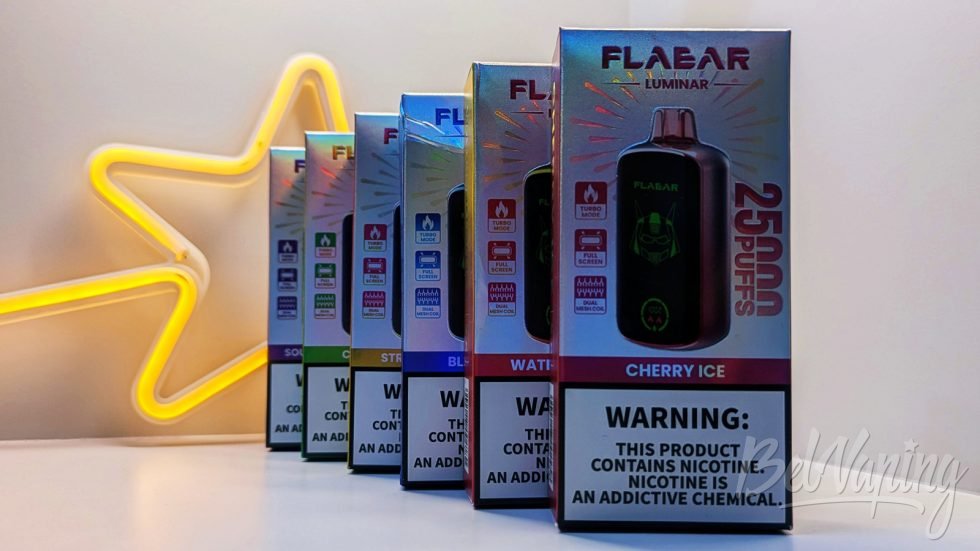Одноразки Flabar Luminar T25000 в руке
