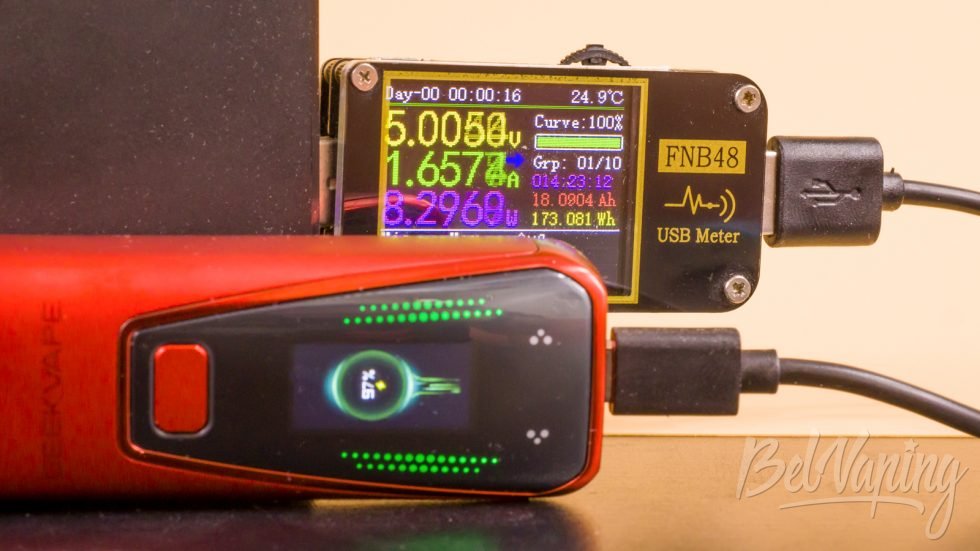 Обзор пода DIGI PRO R от Geekvape - процесс зарядки
