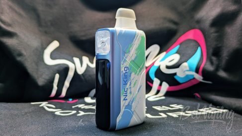 Внешний вид одноразок Elfbar Nic King 30000 и Elfbar Booster 30000