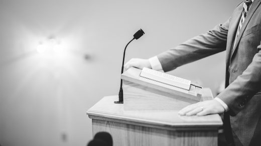 Швеция вынесла вопрос о прекращении курения на рассмотрение британского парламента