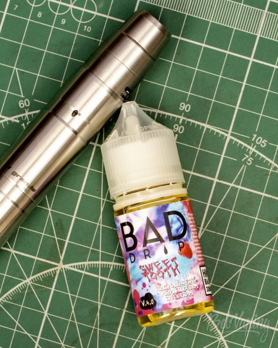 Обзор солевых жидкостей BAD DRIP v4 - вкус SWEET TOOTH